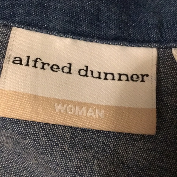 Alfred DunnerIn Embroidered Blue Jean Shirt - Picture 4 of 8